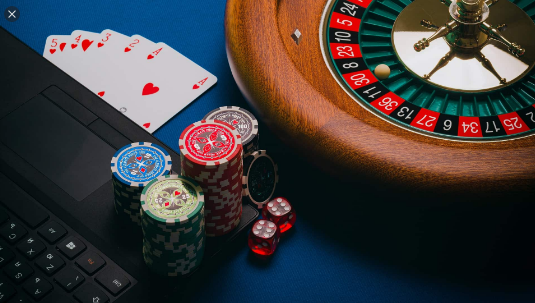 A few of the large list of advantages associated with online gambling